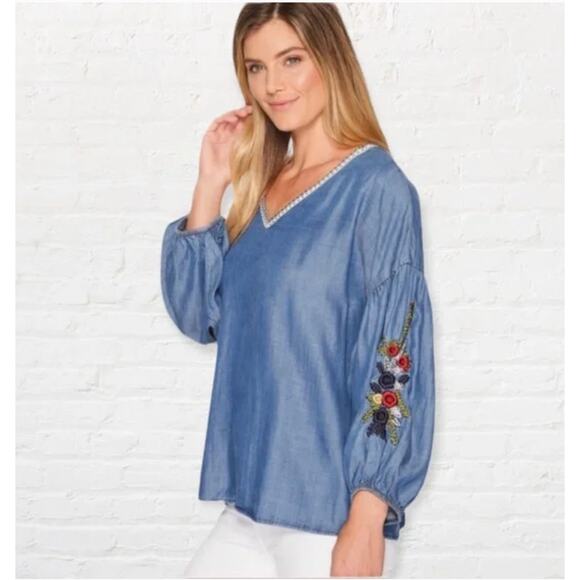 Bobeau Chambray Embroidered Balloon Sleeve Top Size Small - Picture 1 of 10